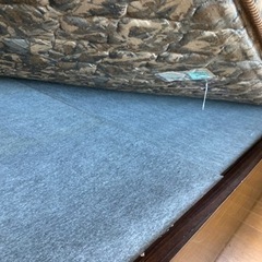 ダブルベッド用マットレスの画像