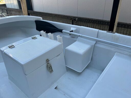 釣りボート　美品　2馬力船外機（トレーラ無し）