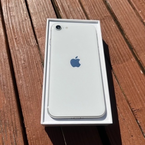 iPhone SE 第2世代　128GB