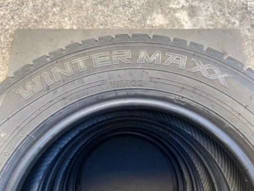 1122-1)工賃込み！145/80R13ダンロップスタッドレス中古4本セット！18年製ウインターマックスWM02