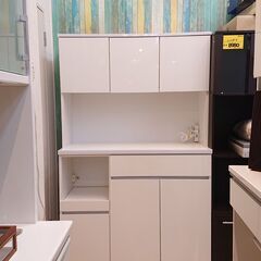 土井インテリア キッチンボード 3枚扉 下扉2枚 スライドテーブル 引出し2個 コンセント3口 レンジボード レンジ台 ホワイト 鏡面仕上げ■横幅115cm×奥行45cm×高さ181cm■近隣配送無料 買取帝国 朝霞店
