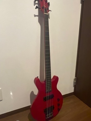 ベース　ギター