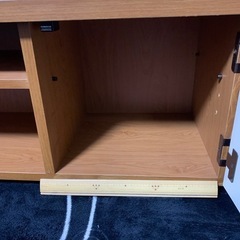 （早期取引希望）お値下げ　少しレトロなキャビネットの画像