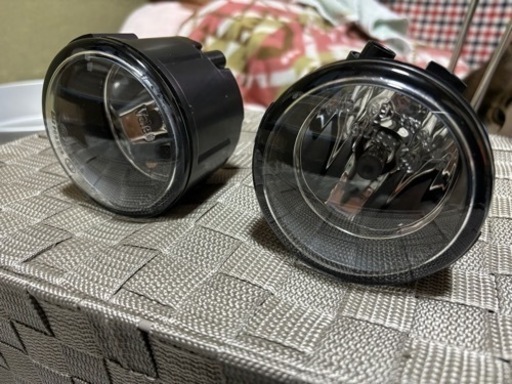 ニッサン　純正フォグ　美品