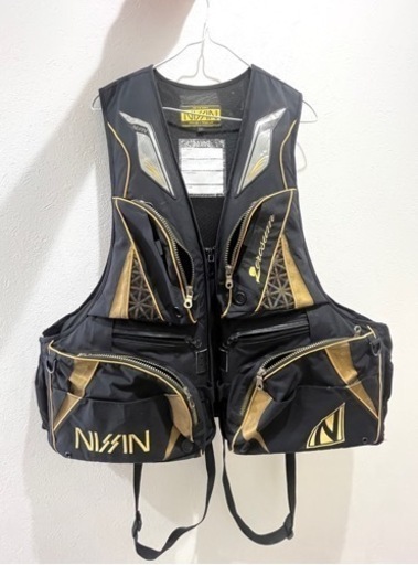 宇崎日新　NISSIN フローティングベストブラックゴールド　サイズLL 早い者勝ち