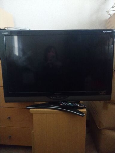 液晶テレビ