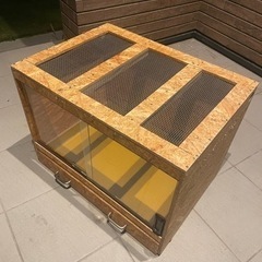 値下げしました。爬虫類自作ケージ　DIY 幅約63cm奥行き約45cm 高さ46cmの画像