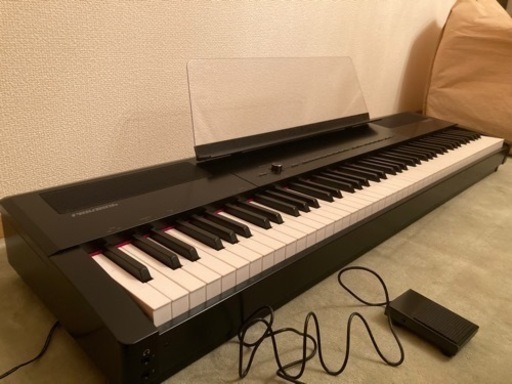 (お取引き中)電子ピアノ　playtech製　88鍵　PDP300