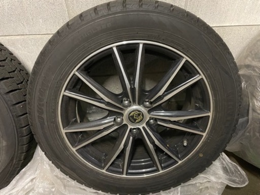 値下げ！【スタッドレスタイヤ】215 55 R17 クラウン、エスティマ、ジューク【ホイール】