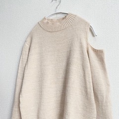 決定済み　アベイル　クルーネック　ニット　プルオーバーの画像