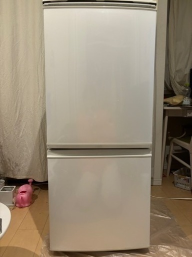 値下げ今日まで〜！冷蔵庫もらってください！