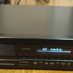 DENON CDプレイヤーDCD-650 動作品中古業務用?訳あ...