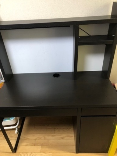 【早いもの勝ち】IKEA 学習机（運搬のお手伝いお願いいたします）