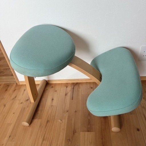 Rybo社 バランスチェア Balans EASY バランスイージー、定価4万円