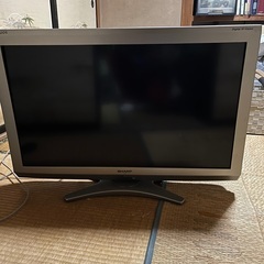 AQUOS 32型液晶テレビ