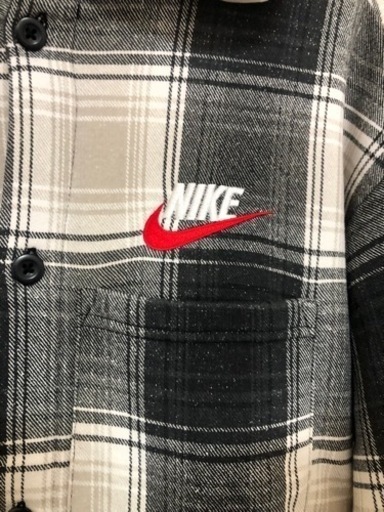 美品！シュプリーム Supreme ナイキ NIKE コラボ パーカー