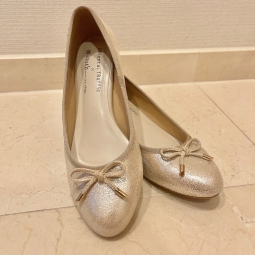 美品　24cm ローヒールパンプス