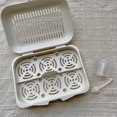 【受け渡し決定】ピジョン 電子レンジスチーム＆薬液消毒ケース 部品のみの画像