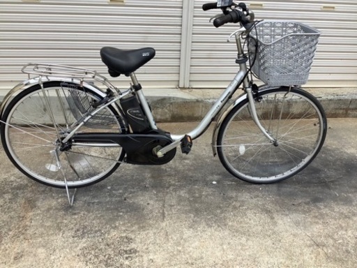 240 パナソニック新機種電動アシスト自転車vivi TX26インチ　シルバーボディー