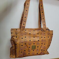 MCMのバックの画像