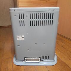 石油ストーブの画像