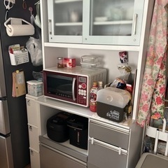 食器棚（カップボード）