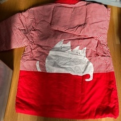 未使用　猫のデザインの　ナイトウェア　綿入れ