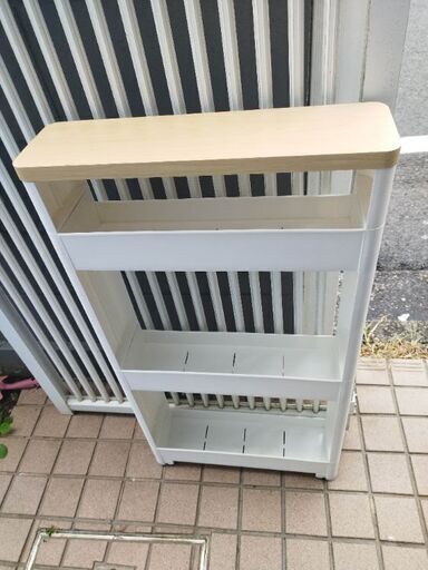 隙間ワゴン
