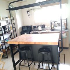 IKEA家具　VADHOLMA　アイランドキッチンテーブル　譲ります。の画像