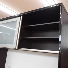 大型レンジボード ダークブラウン こげ茶 エナメル 木目調 鏡面 大容量 レンジボード キッチンボード 大型 札幌 西野店