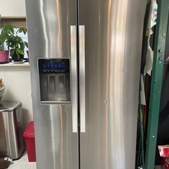 【最終値下げ】海外製　ワールプール　冷蔵庫