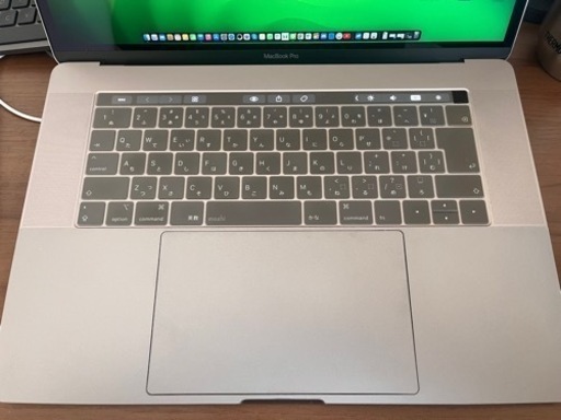 MacBook Pro2018 15インチ メモリ16GB 512GB 2.6GHz +アクセサリー類