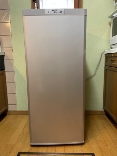 【お譲り先決定済】三菱2020年製　冷凍庫　121L