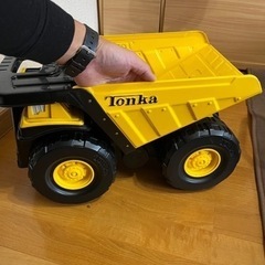 トンカ　ダンプカー　の画像