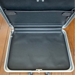 ゼロハリバートンZ2アタッシュケースの画像