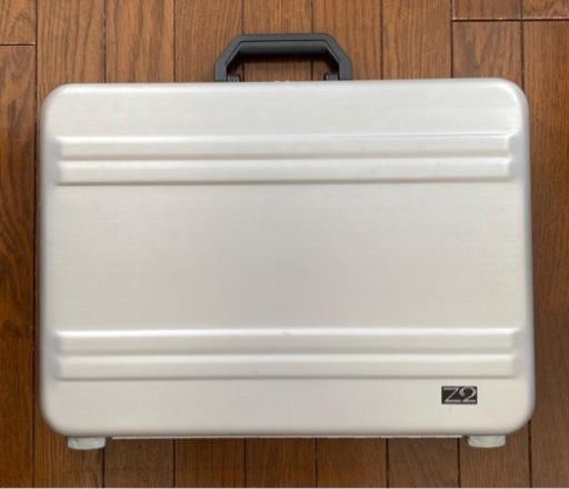 ゼロハリバートンZ2アタッシュケース