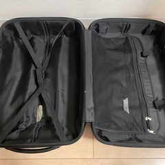 【お譲り先決定】キャリーケース スーツケースの画像