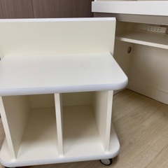 【今月中に処分して予定】【お値下げ】システム収納棚付パソコンデスクキャビネット の画像
