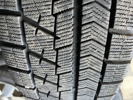 スタッドレスタイヤ215/60R17 2020年製造 売約済！215/60R17 スタッドレスタイヤホイールセット
