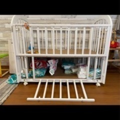 大きめベビーベッドの画像