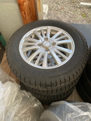 軽　スタッドレス　アルミ　４本セット