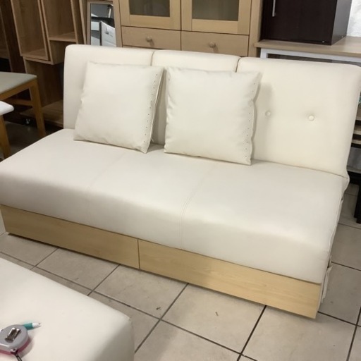 モダンデコ　ソファベッド　3人掛けソファ　オットマン付き　肘付ソファ