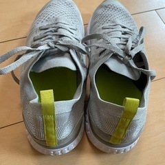 スニーカー　GUの画像