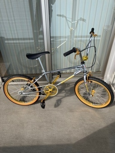 BMX KUWAHARA KZー１　２０１１年モデル　未使用　ハンドルおまけ付き