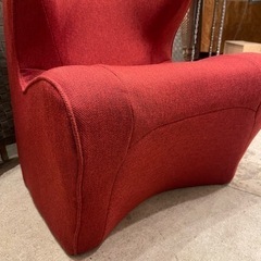 《売約済》【池上店】 　ドクターチェア　プラス　Style スタイル　Dr.CHAIR PLUS +  赤　レッド　座椅子　健康　背筋　姿勢　トレーニング　MTG　(エムティージー) 姿勢矯正 腰痛 骨盤サポートチェア　クリスマス　プレゼント　の画像