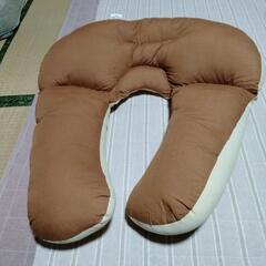 【取引者決定】肩楽枕（中古）