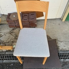 激安 ニトリ テーブル チェアセットの画像