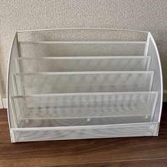 マガジンラック　【受け渡し者決定しました】