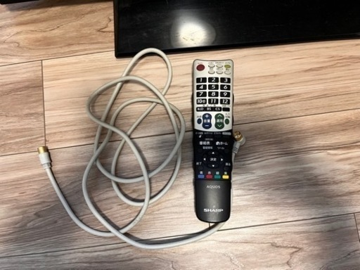 SHARP 2012年製　LC-32H7 液晶テレビ　カラーテレビ　リモコン付き　テレビ線付き