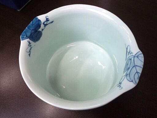 未使用品 有田焼 染付 漬け物鉢 一夜漬け ぶどう柄 葡萄 札幌市東区 新道東店 未使用品 有田焼 染付 漬け物鉢 一夜漬け ぶどう柄 葡萄 札幌市東区 新